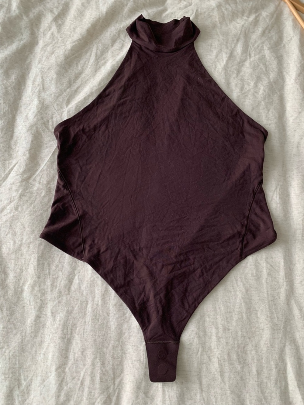 Lululemon Bodysuit  Wundermost Ultra-Soft Nulu Mockneck Sleeveless Brown Size XL - Picture 7 of 13